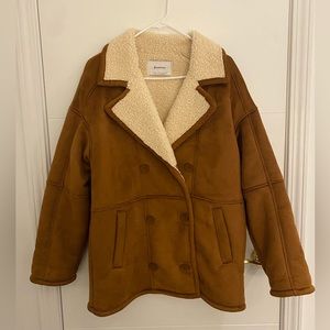 Stradivarius Faux Shearling Coat Size Small